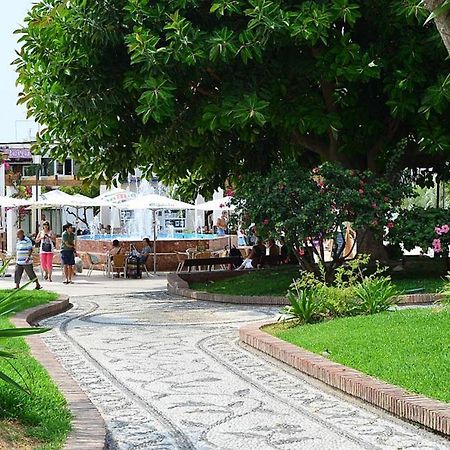 Soleado Apartamento En Nerja Bagian luar foto