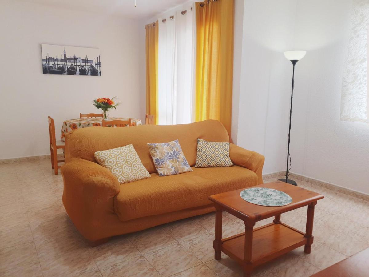 Soleado Apartamento En Nerja Bagian luar foto