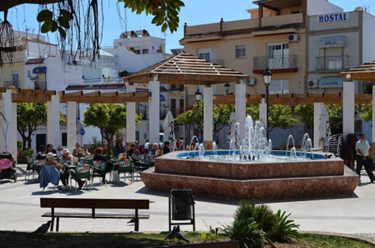 Soleado Apartamento En Nerja Bagian luar foto